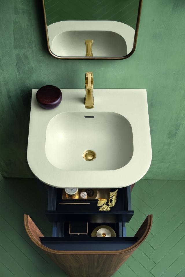 composizione Suade di Cerasa è formata da lavabo conico con cassettone, cassetto interno e vano portaoggetti metallico fissato nel frontale per bagno piccolo composizione Suade di Cerasa è formata da lavabo conico con cassettone, cassetto interno e vano portaoggetti metallico fissato nel frontale per bagno piccolo