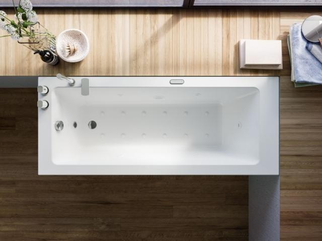 vasca Nubea di Glass 1989 è dotata di bocchette Filo, luce, cromoterapia e funzione bluetooth per bagno piccolo vasca Nubea di Glass 1989 è dotata di bocchette Filo, luce, cromoterapia e funzione bluetooth per bagno piccolo