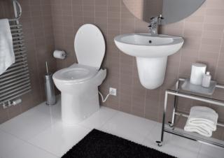 Sanicompact 43 Silence di Sanitrit è un water in ceramica con trituratore integrato per bagno piccolo Sanicompact 43 Silence di Sanitrit è un water in ceramica con trituratore integrato per bagno piccolo