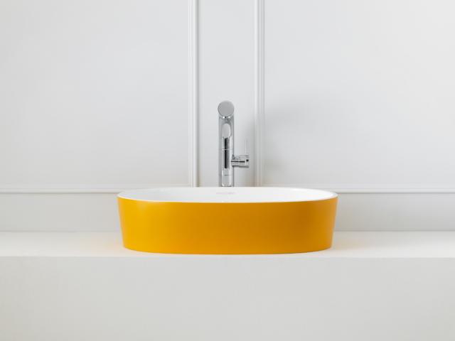 lavabo senza bordo Ios 54 di Victoria + Albert è realizzato in Quarrycast, una miscela di rara roccia calcarea vulcanica e resine ad alte prestazioni, resistente e facile da pulire lavabo senza bordo Ios 54 di Victoria + Albert è realizzato in Quarrycast, una miscela di rara roccia calcarea vulcanica e resine ad alte prestazioni, resistente e facile da pulire