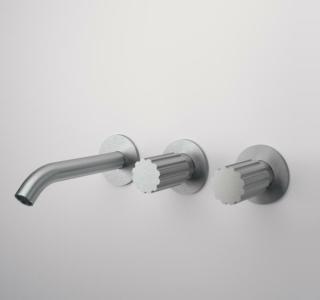 batteria tre fori lavabo completa da incasso Z316 di Zazzeri è in acciaio inox e presenta un getto da 120 mm e manopole MEC batteria tre fori lavabo completa da incasso Z316 di Zazzeri è in acciaio inox e presenta un getto da 120 mm e manopole MEC