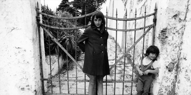 Guido Guidi. In Sardegna: 1974, 2011 Guido Guidi. In Sardegna: 1974, 2011
