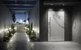 porta blindata a bilico Di.Big di Di.Bi in versione cablata porta blindata a bilico Di.Big di Di.Bi in versione cablata