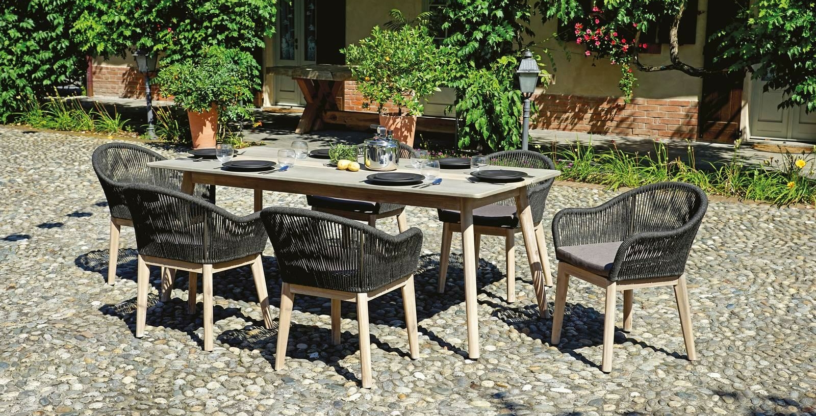 Tavoli per esterno con sedie, per giardino o balcone - Cose di Casa