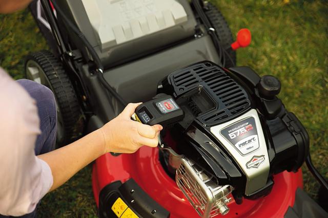 Rasaerba con motore InStart di Briggs & Stratton Rasaerba con motore InStart di Briggs & Stratton