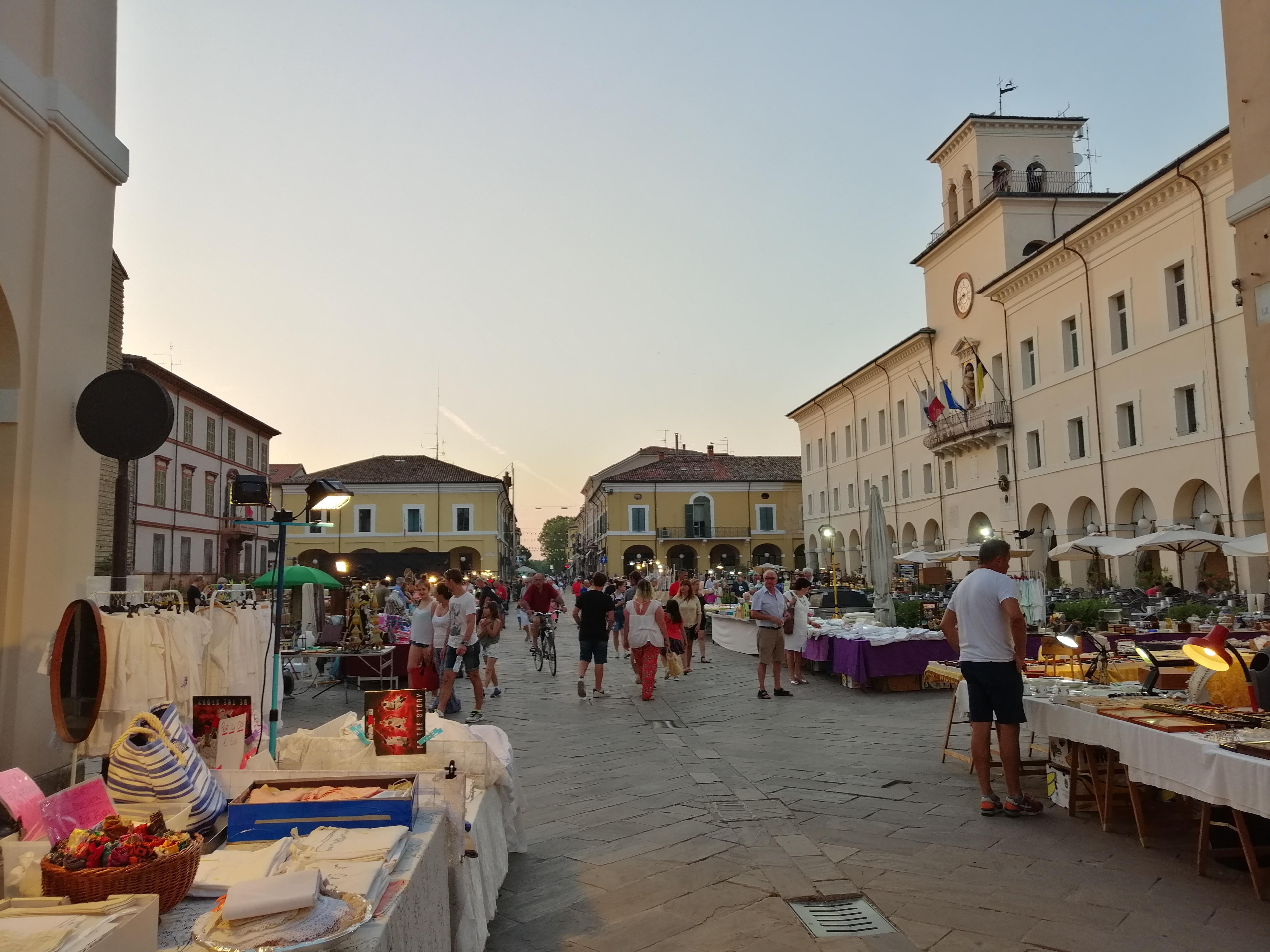 Mercatino antiquariato e usato di Cervia, 