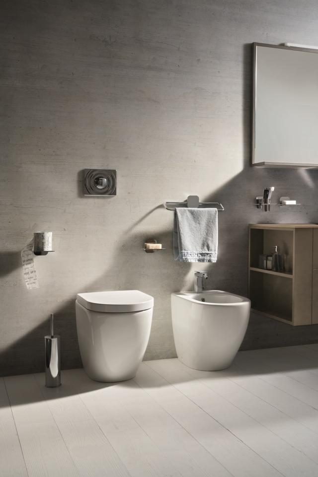 serie Unika di Cerasa è caratterizzata da inserimenti in lino e decoro sfrangiato dal carattere moderno asciugamano viso + asciugamano ospite serie Unika di Cerasa è caratterizzata da inserimenti in lino e decoro sfrangiato dal carattere moderno asciugamano viso + asciugamano ospite