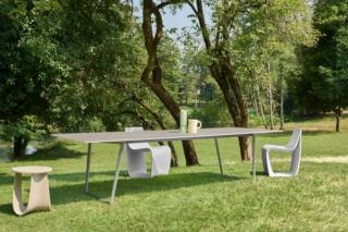 Tavolo Axy outdoor, sedia Sign, sgabello Sag Tavolo Axy outdoor, sedia Sign, sgabello Sag