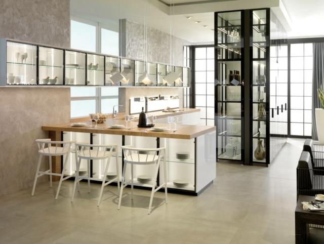 cucina laccata con penisola con piano in gres porcellanato Xstone di Urbatek color Caramel Emotions E3.70 di Gamadecor cucina laccata con penisola con piano in gres porcellanato Xstone di Urbatek color Caramel Emotions E3.70 di Gamadecor