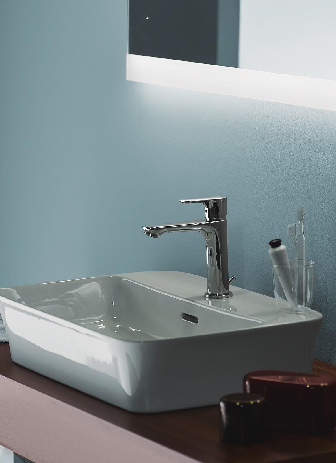 Kunmai moderna in acciaio INOX cascata rubinetto per vasca da bagno cromato lucido 