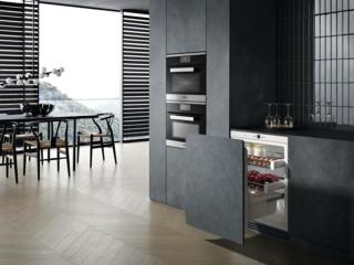 frigorifero da sottopiano K 31252 Ui di Miele con carrello a estrazione frigorifero da sottopiano K 31252 Ui di Miele con carrello a estrazione