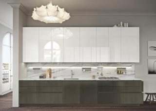 cucina con i pensili candidi Look di Snaidero cucina con i pensili candidi Look di Snaidero