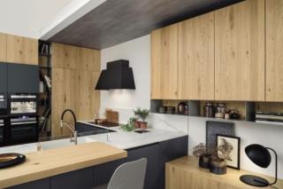cucina in legno Loft Wood di Arrex con ante impiallacciate rovere colore Natura cucina in legno Loft Wood di Arrex con ante impiallacciate rovere colore Natura