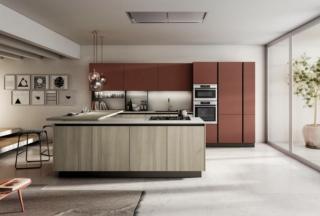 cucina con isola parallela e finitura seta opaca ginepro pensili colorati Cloe di Arredo3 cucina con isola parallela e finitura seta opaca ginepro pensili colorati Cloe di Arredo3