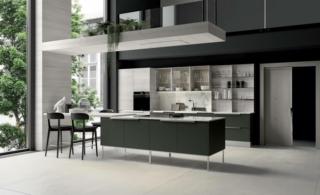 cucina con finiture nei toni bianco e grigio scuro Chantal di Febal Casa cucina con finiture nei toni bianco e grigio scuro Chantal di Febal Casa
