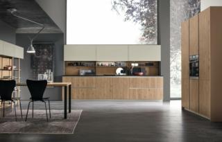 cucina in legno con ante impiallacciate in Rovere miele Natural di Stosa cucina in legno con ante impiallacciate in Rovere miele Natural di Stosa