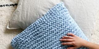Realizzare un cuscino a maglia