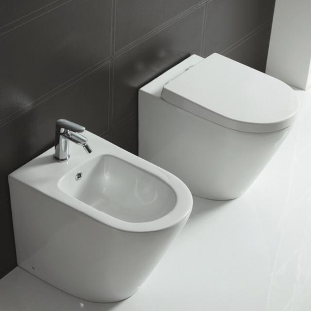 bidet da pavimento a filo muro Compacta di Leroy Merlin ha linee essenziali e tondeggianti bidet da pavimento a filo muro Compacta di Leroy Merlin ha linee essenziali e tondeggianti