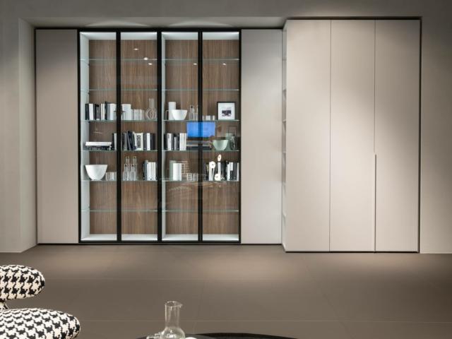 Freedhome di Caccaro è il sistema contenitivo formato da ben 45 moduli diversi che permettono di vestire in modo sartoriale la casa in stile classico: offrono la possibilità di personalizzare ogni soluzione in base alle esigenze del cliente Freedhome di Caccaro è il sistema contenitivo formato da ben 45 moduli diversi che permettono di vestire in modo sartoriale la casa in stile classico: offrono la possibilità di personalizzare ogni soluzione in base alle esigenze del cliente