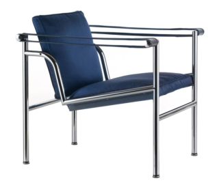 Poltroncina LC1 (design Le Corbusier, Pierre Jeanneret, Charlotte Perriand) di Cassina. Poltroncina LC1 (design Le Corbusier, Pierre Jeanneret, Charlotte Perriand) di Cassina.