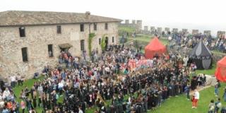 Fiabe nella Rocca. Una Giornata Fantastica con Harry Potter Fiabe nella Rocca. Una Giornata Fantastica con Harry Potter