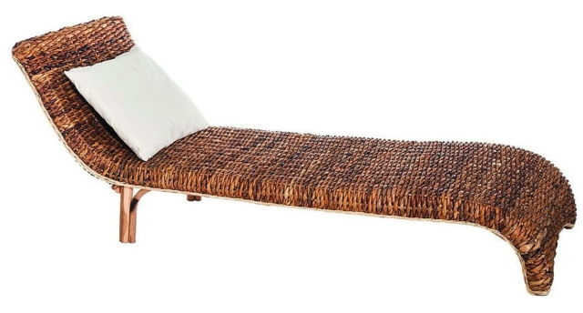 ethnic chic chaise-longue con cuscino in cotone chiaro ethnic chic chaise-longue con cuscino in cotone chiaro
