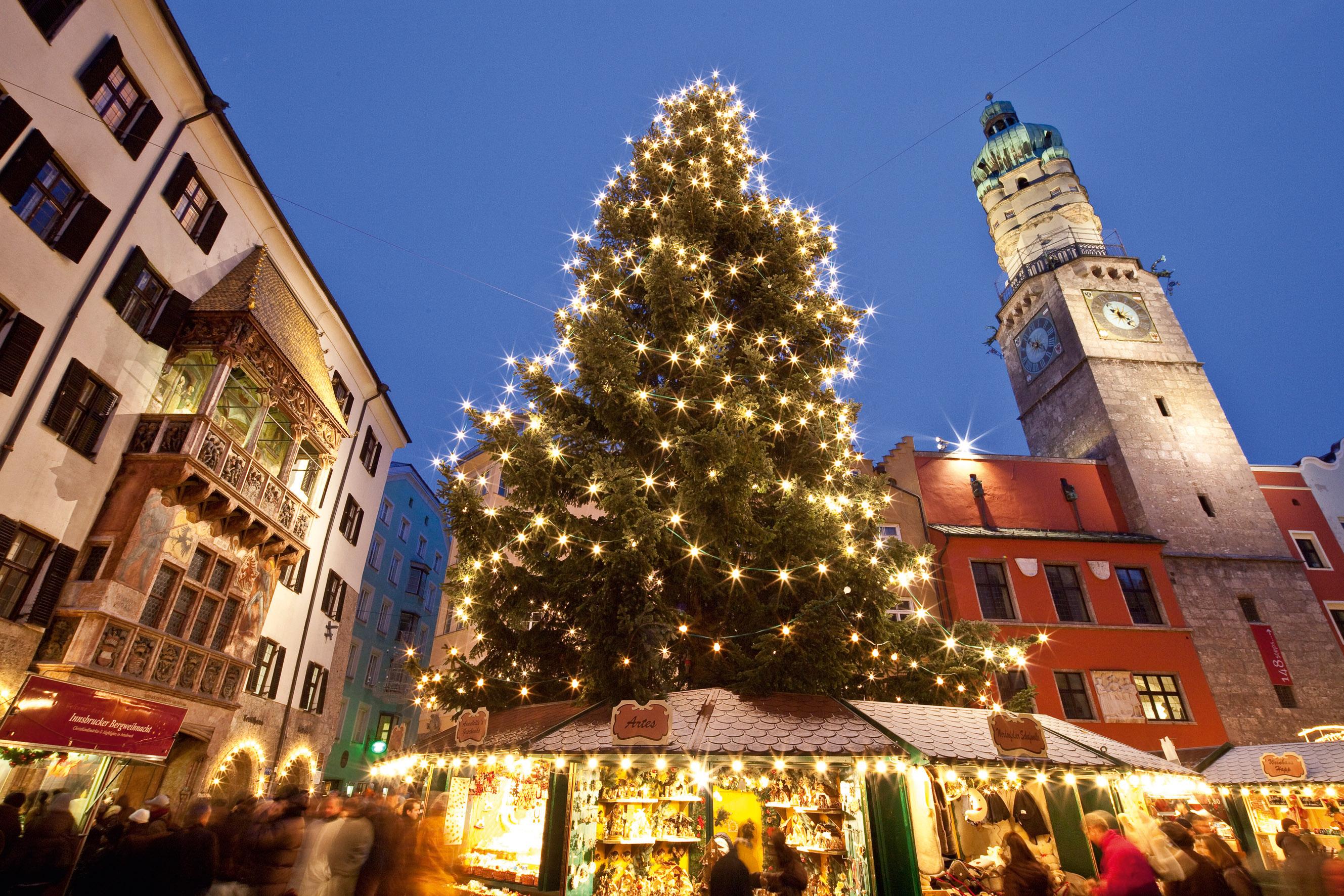 Mercatini Di Natale Innsbruck.Mercatini Di Natale A Innsbruck Magia Nella Capitale Delle Alpi Cose Di Casa
