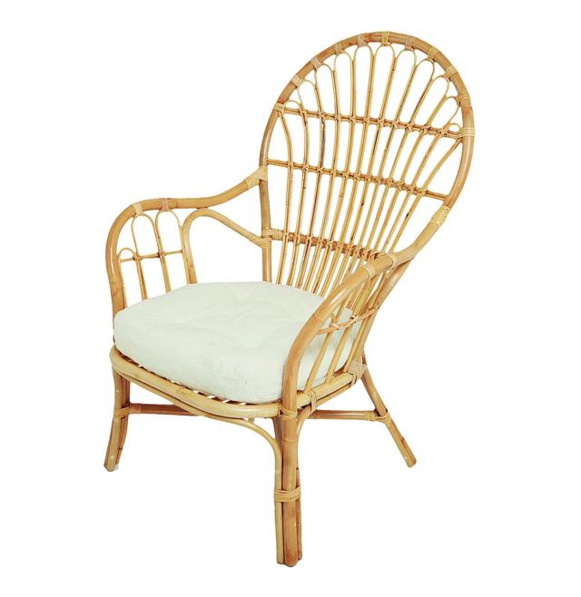 poltrona Coincasa in rattan linea rétro cuscino chiaro poltrona Coincasa in rattan linea rétro cuscino chiaro