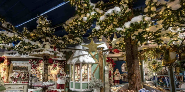 Incanto di Natale. La ventitreesima edizione del Villaggio di Natale Flover Incanto di Natale. La ventitreesima edizione del Villaggio di Natale Flover