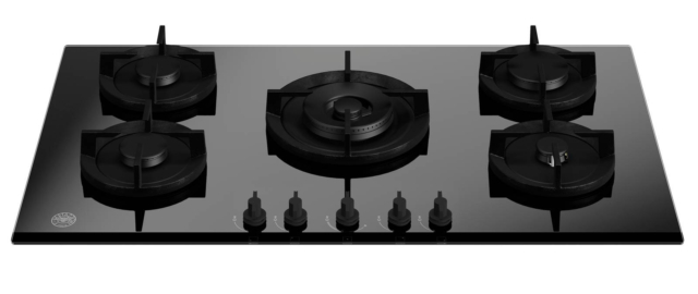 piano a gas a filo P905CMODGN di Bertazzoni in vetro nero temperato da 90 cm piano a gas a filo P905CMODGN di Bertazzoni in vetro nero temperato da 90 cm