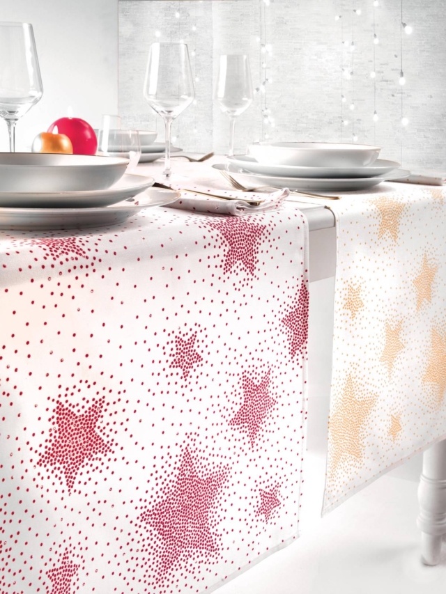 runner stampato con glitter su raso di puro cotone per tavola natale Galaxy di Gabel runner stampato con glitter su raso di puro cotone per tavola natale Galaxy di Gabel