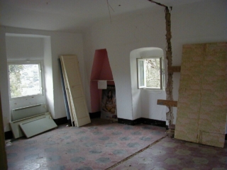 inizio lavori in cantiere; camera progetto rustico in Liguria a cura di Clara Bona