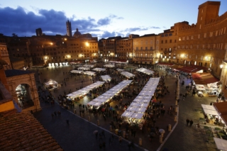 mercatini di natale piazza del campo Siena il 7 e l’8 dicembre 2019 mercatini di natale piazza del campo Siena il 7 e l’8 dicembre 2019