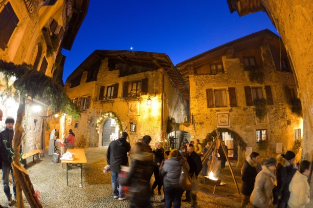 presepio vivente di Canale di Tenno in provincia di Trento presepio vivente di Canale di Tenno in provincia di Trento