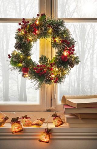 decori natale 2022 ghirlanda luminosa rami foglie frutti sintetici 50 led bianchi timer bonprix decori natale 2022 ghirlanda luminosa rami foglie frutti sintetici 50 led bianchi timer bonprix
