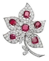Van Cleef & Arpels: il Tempo, la Natura, l’Amore Van Cleef & Arpels: il Tempo, la Natura, l’Amore