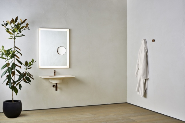 rubinetto bagno Tono by Noken di Porcelanosa, può avere finitura lucida o satinata, anche nei colori oro e rame rubinetto bagno Tono by Noken di Porcelanosa, può avere finitura lucida o satinata, anche nei colori oro e rame