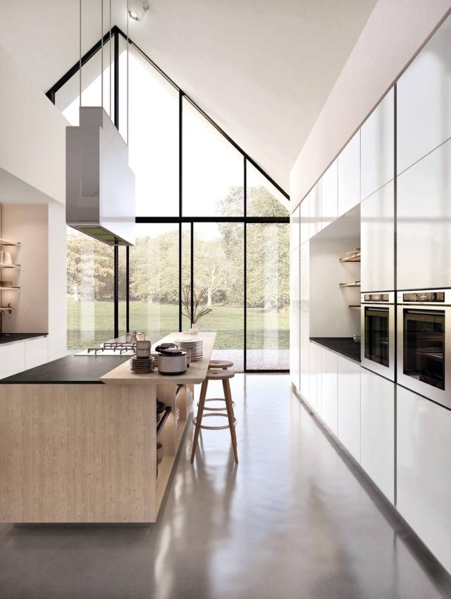 cucina Lain di Euromobil con cappa d’arredo sospesa in acciaio inox dal design compatto e squadrato, protagonista della composizione cucina Lain di Euromobil con cappa d’arredo sospesa in acciaio inox dal design compatto e squadrato, protagonista della composizione