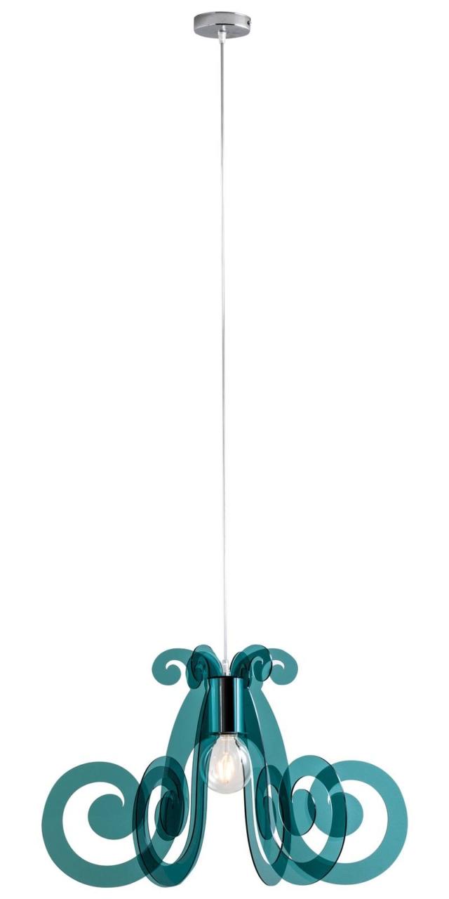 La sospensione Curl di Rossini Illuminazione, dal gusto classico rivisitato in chiave moderna, ha bracci ricurvi in metacrilato colorato trasparente, che si fissano sulla struttura centrale cromata lucida. Il portalampada ha attacco E27 e lampadina a vista, che consente all’utente di montare una lampadina a sua scelta, personalizzando ulteriormente il prodotto. Disponibile nelle finiture trasparenti rosso e ottanio, cavo in pvc trasparente. Rosone cromo lucido. Prezzo Iva esclusa 208.30 euro. rossinigroup.it La sospensione Curl di Rossini Illuminazione, dal gusto classico rivisitato in chiave moderna, ha bracci ricurvi in metacrilato colorato trasparente, che si fissano sulla struttura centrale cromata lucida. Il portalampada ha attacco E27 e lampadina a vista, che consente all’utente di montare una lampadina a sua scelta, personalizzando ulteriormente il prodotto. Disponibile nelle finiture trasparenti rosso e ottanio, cavo in pvc trasparente. Rosone cromo lucido. Prezzo Iva esclusa 208.30 euro. rossinigroup.it