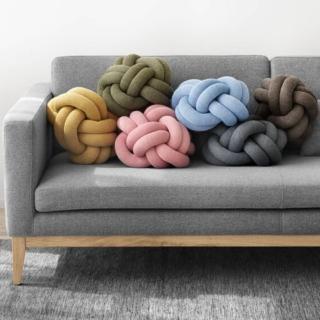 cuscini design colorati republicdesign knot misto lana nodo cuscini design colorati republicdesign knot misto lana nodo