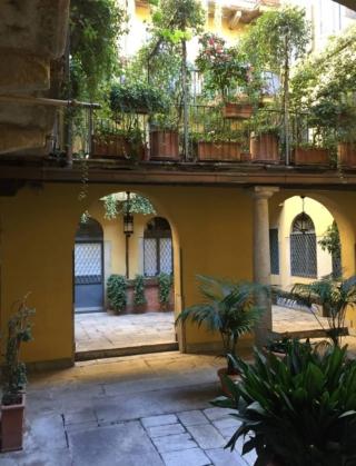 il cortile del palazzo