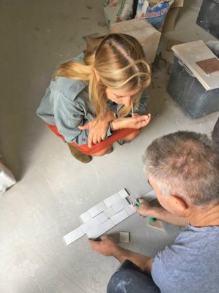 io e il piastrellista scegliamo come posare le piastrelle