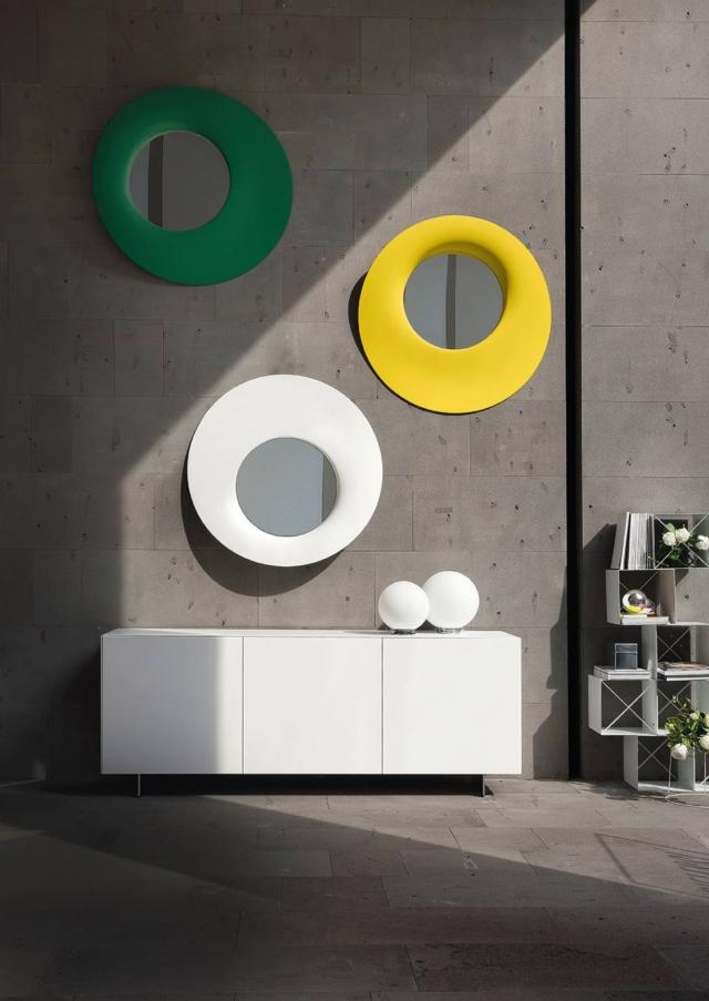 specchi-cornice-resina-colorata-riflessi-spin specchi-cornice-resina-colorata-riflessi-spin