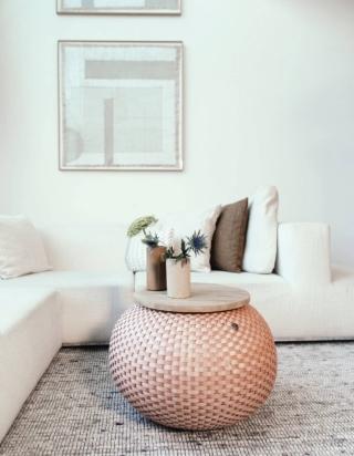 tavolino pouf contenitore maiuguali halo materiale plastico rosa cipria tavolino pouf contenitore maiuguali halo materiale plastico rosa cipria