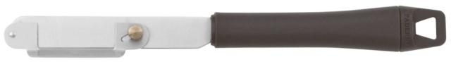 Pela asparagi di Paderno è un pratico manico in polipropilene con lama in acciaio inox. È stato pensato per eliminare con semplicità la parte esterna dell’asparago, lasciando la parte interna tenera e perfettamente intatta. Si usa facendo scorrere la lama dall’alto verso il basso Pela asparagi di Paderno è un pratico manico in polipropilene con lama in acciaio inox. È stato pensato per eliminare con semplicità la parte esterna dell’asparago, lasciando la parte interna tenera e perfettamente intatta. Si usa facendo scorrere la lama dall’alto verso il basso