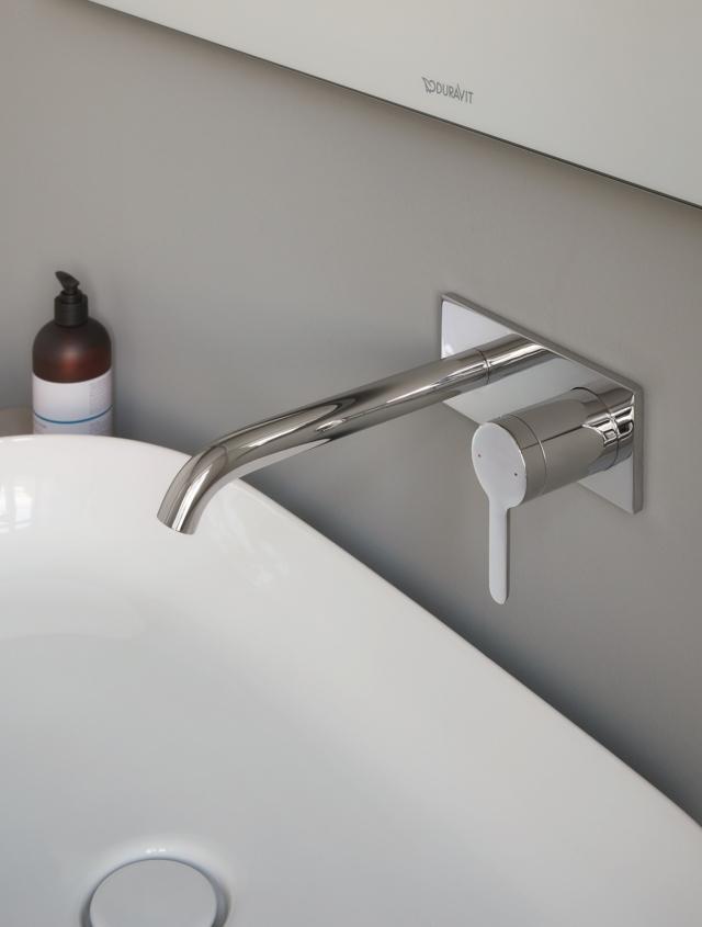 miscelatore monocomando per lavabo a parete della serie C.1 di Duravit cromo lucido miscelatore monocomando per lavabo a parete della serie C.1 di Duravit cromo lucido