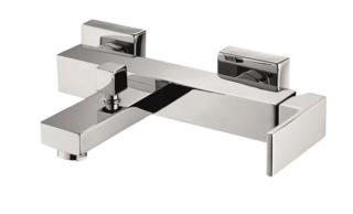 miscelatore monocomando per vasca della serie Zoe di Idro-Bric con finitura cromo miscelatore monocomando per vasca della serie Zoe di Idro-Bric con finitura cromo
