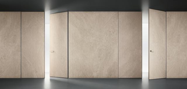 Porta a battente filomuro Moon di Rimadesio color crema Porta a battente filomuro Moon di Rimadesio color crema