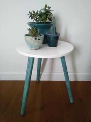 Restyling tavolino legno con finitura effetto rame ossidato Restyling tavolino legno con finitura effetto rame ossidato