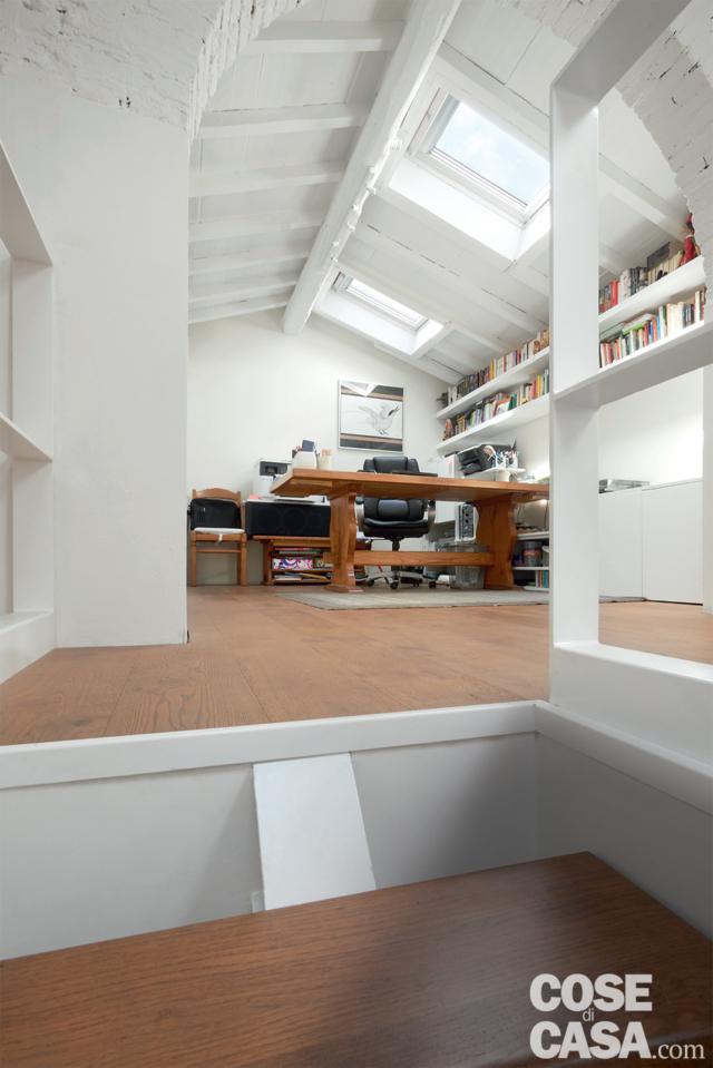 zona studio soppalco tetto inclinato lucernari zona studio soppalco tetto inclinato lucernari
